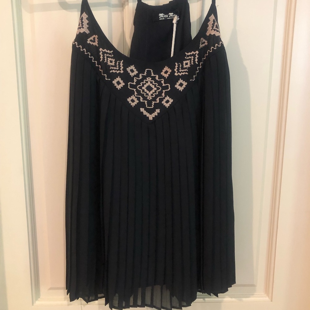 Miss Me black pleated tank